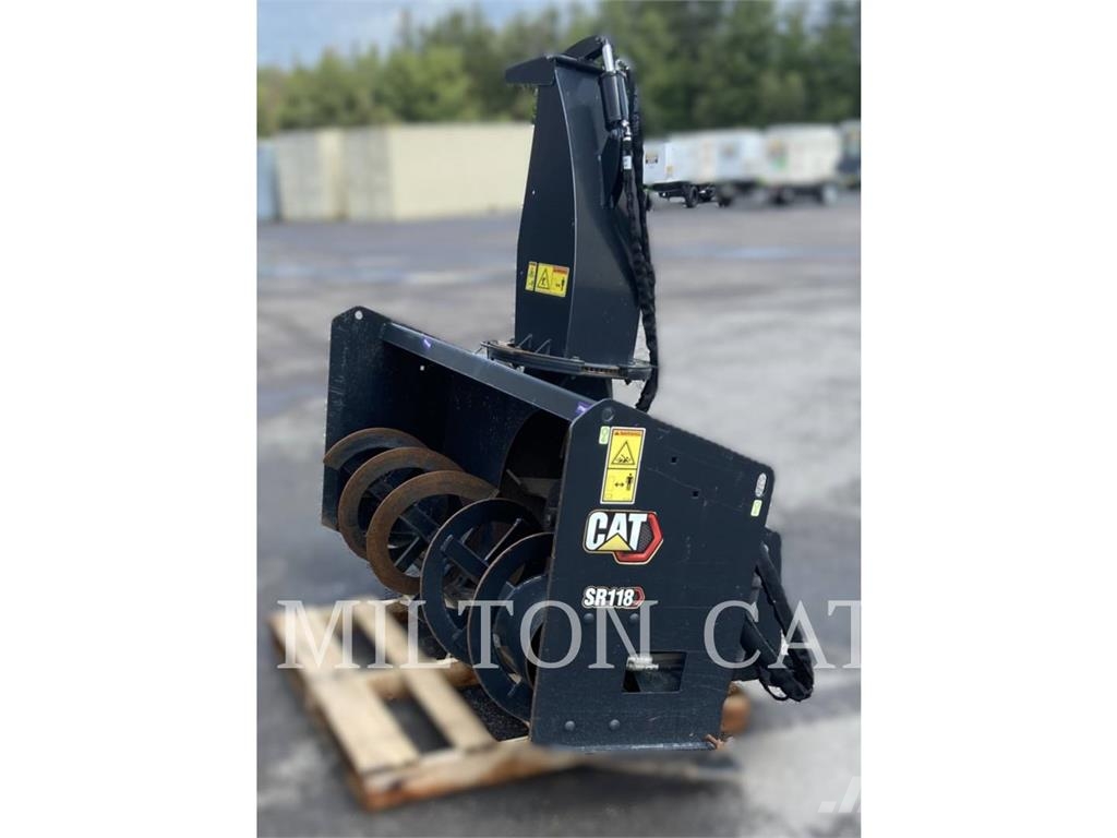 CAT SSL 73 SNOW BLOWER SR118 SF قاذفات الجليد