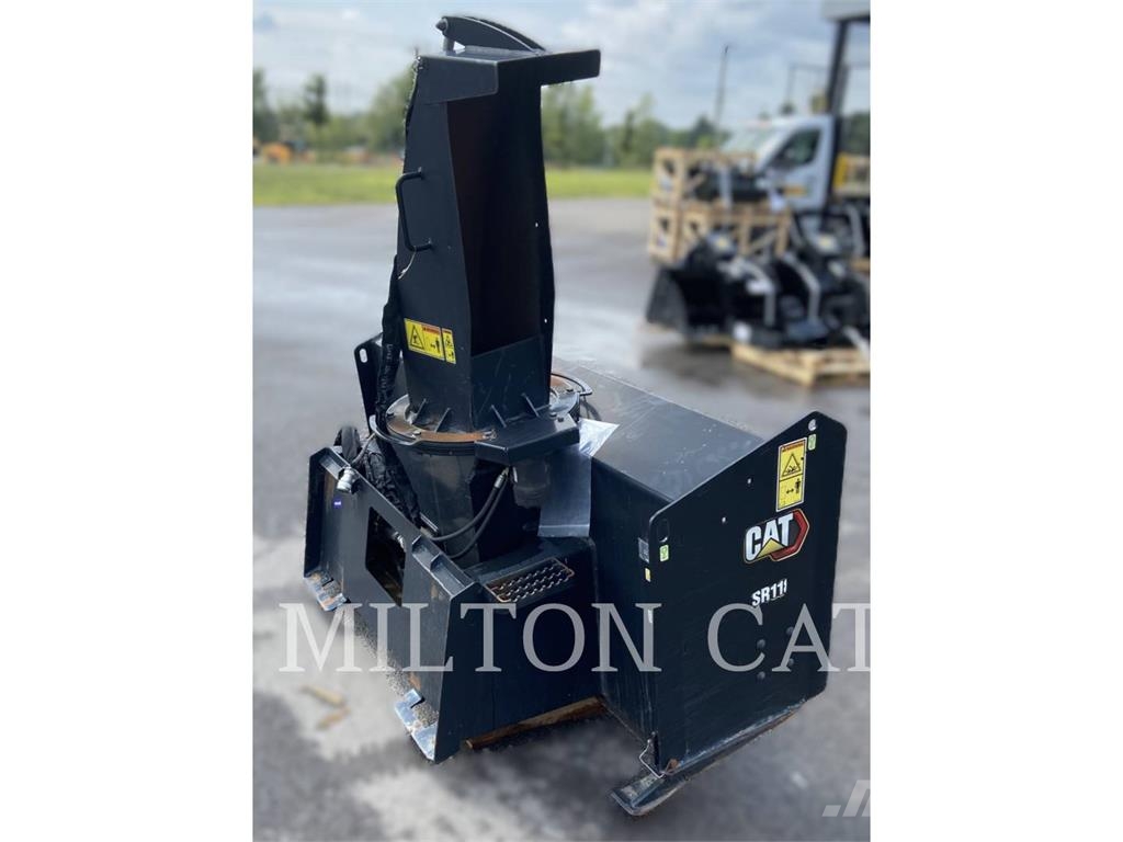 CAT SSL 73 SNOW BLOWER SR118 SF قاذفات الجليد