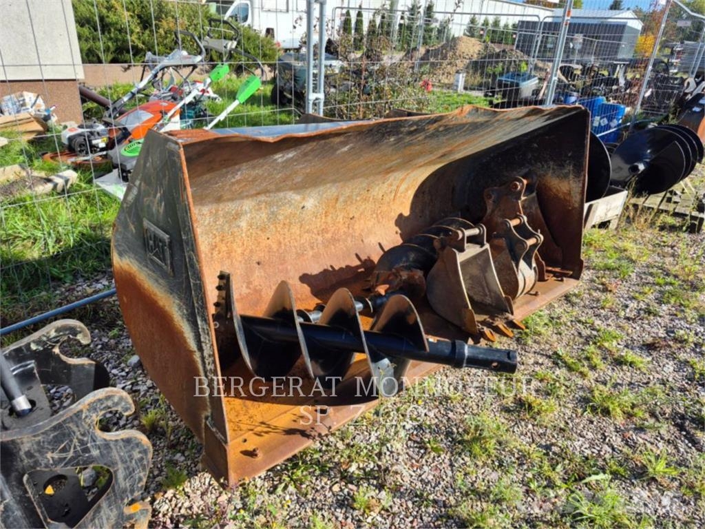 CAT TH 417D Kurottajat