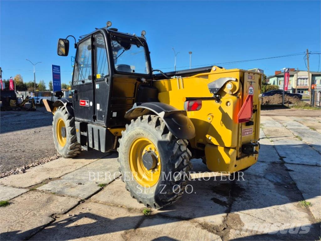 CAT TH 417D Kurottajat