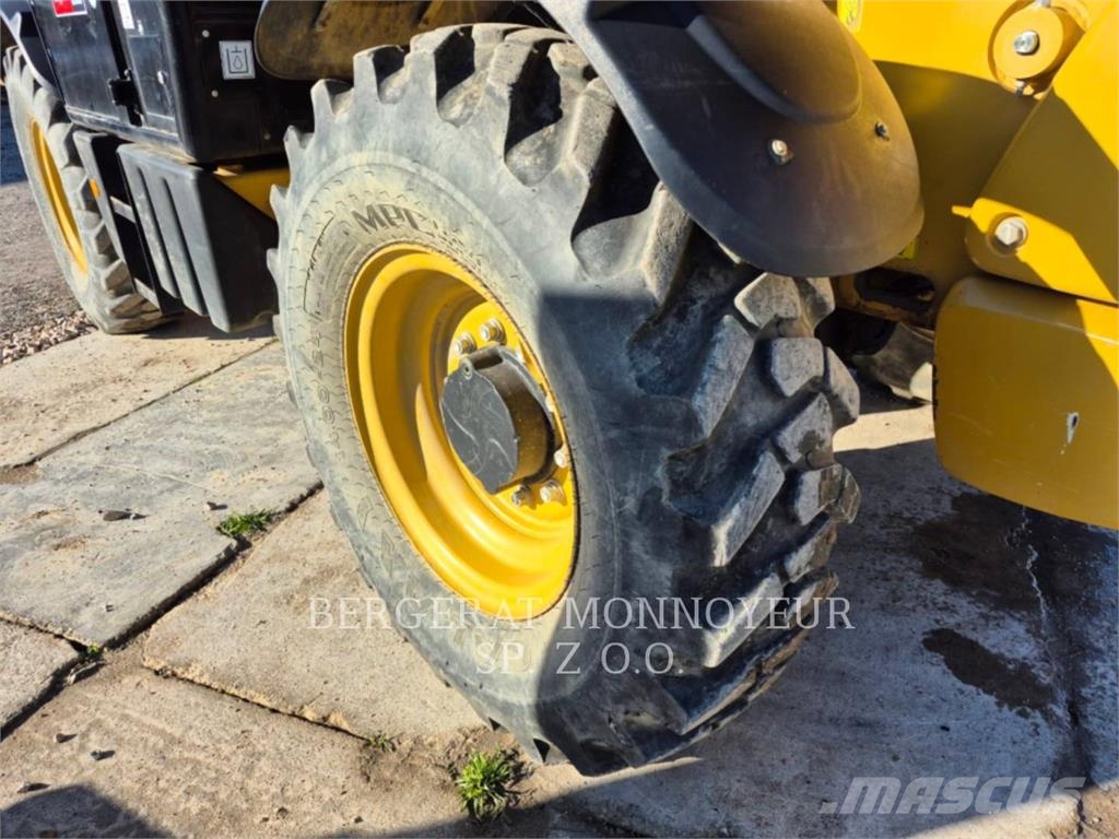 CAT TH 417D Kurottajat