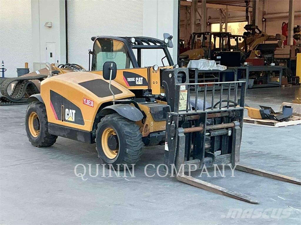 CAT TH255C Teleskoplastere