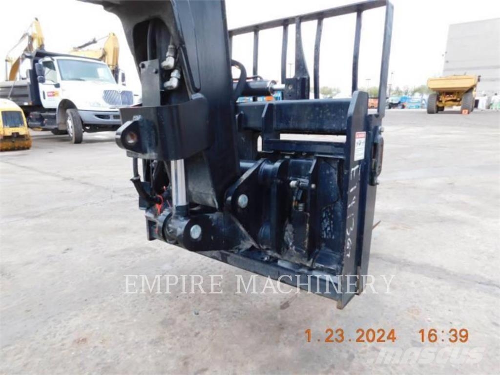 CAT TH255C CA Manipuladores telescópicos