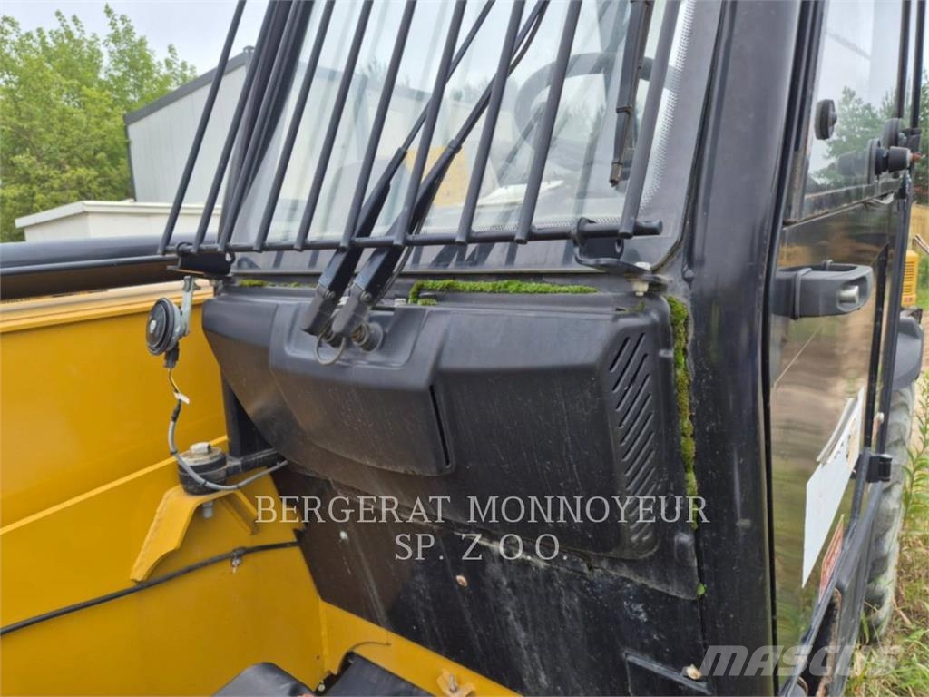 CAT TH314D Telescopic handlers