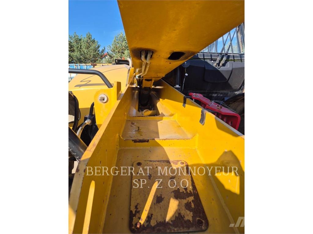 CAT TH314D Telescopic handlers