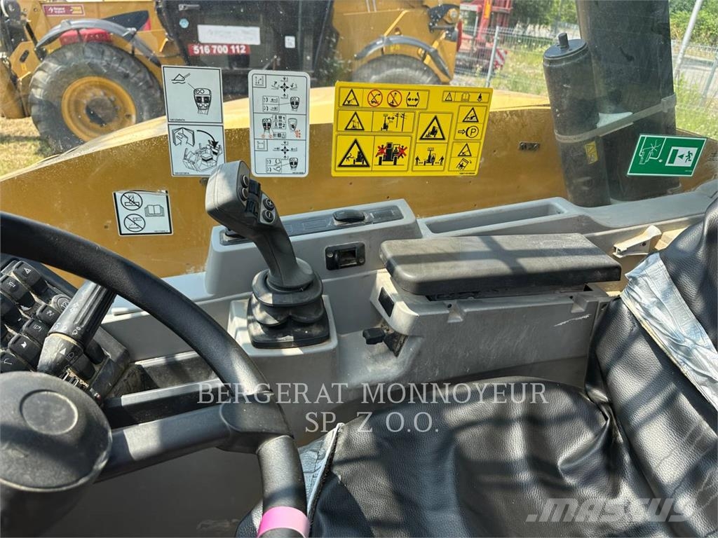 CAT TH3510D Teleskoplastare