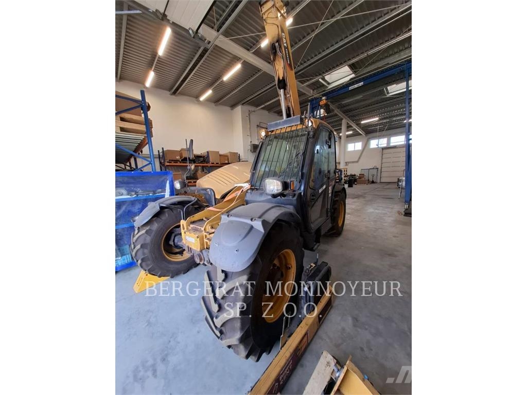 CAT TH3510D مناولات متداخلة