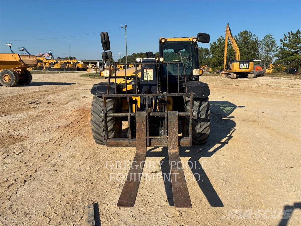 CAT TH3510D مناولات متداخلة