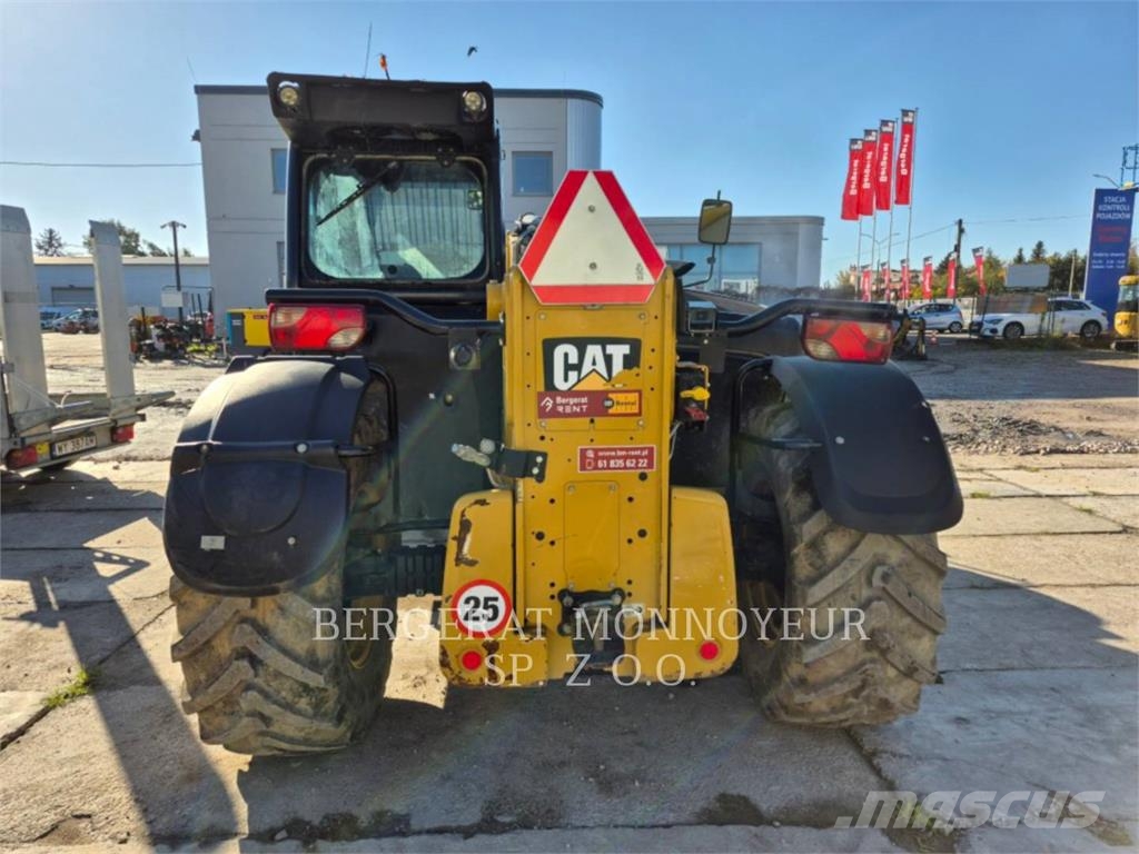 CAT TH3510D Teleskopické manipulátory