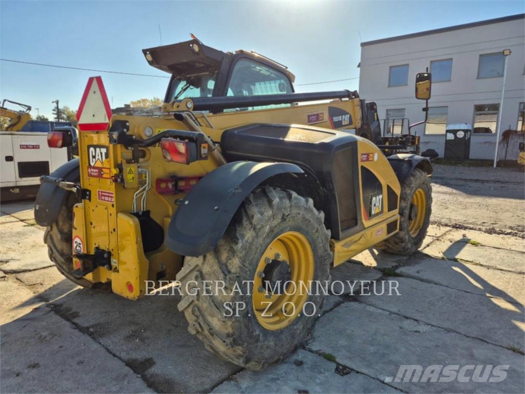 CAT TH3510D Teleskopické manipulátory