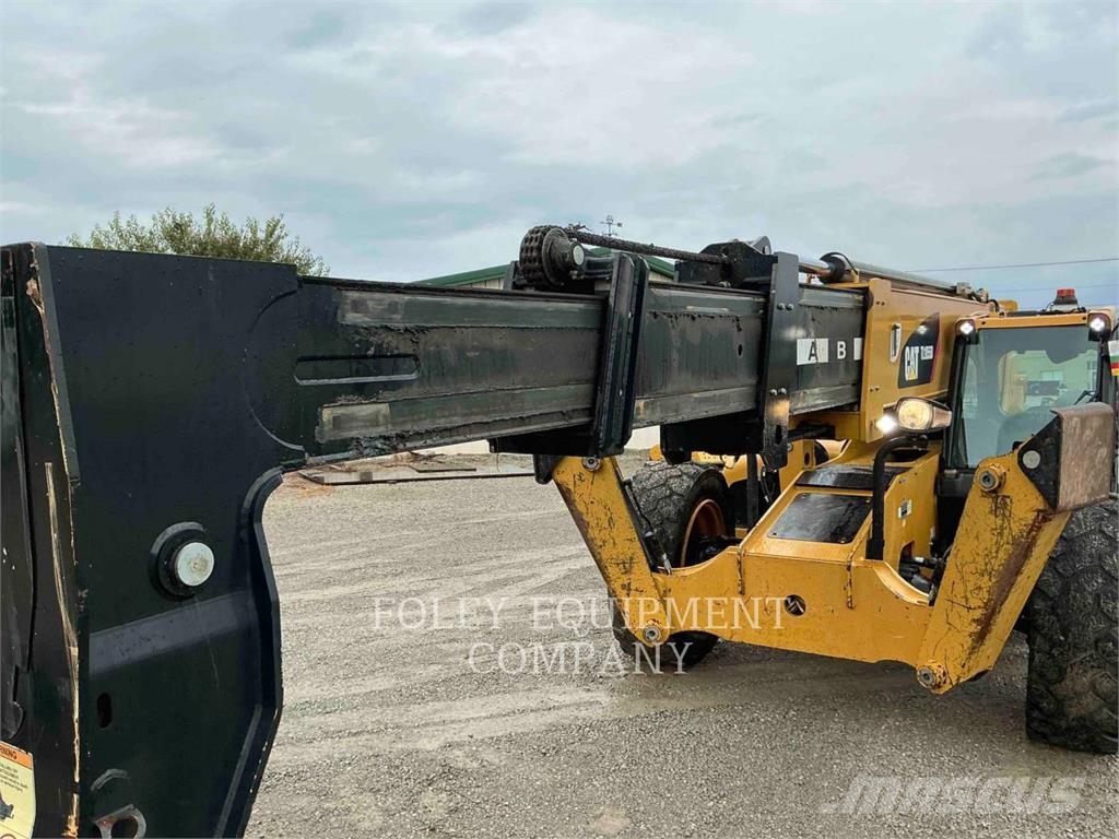 CAT TL1055D مناولات متداخلة