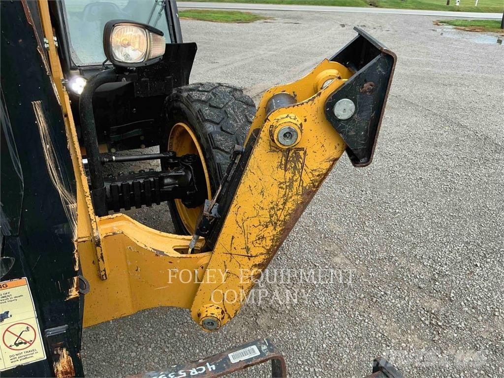 CAT TL1055D مناولات متداخلة