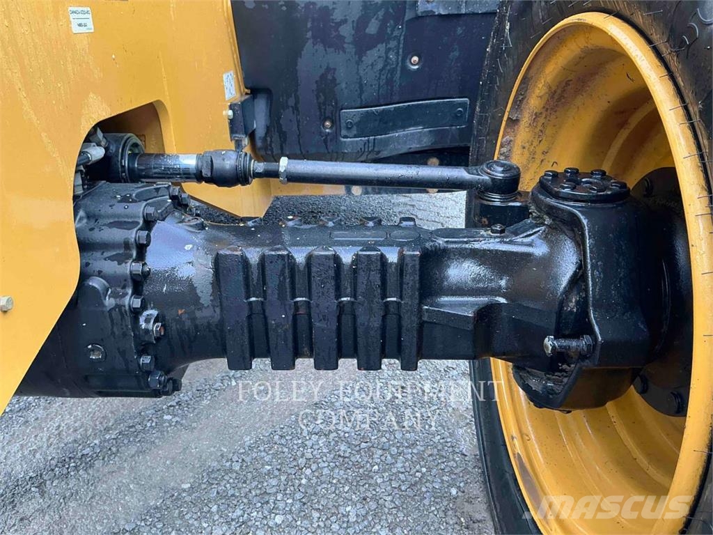 CAT TL1055D مناولات متداخلة