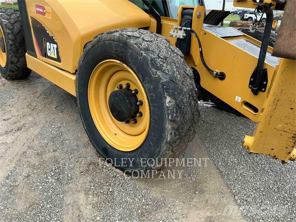 CAT TL1055D مناولات متداخلة