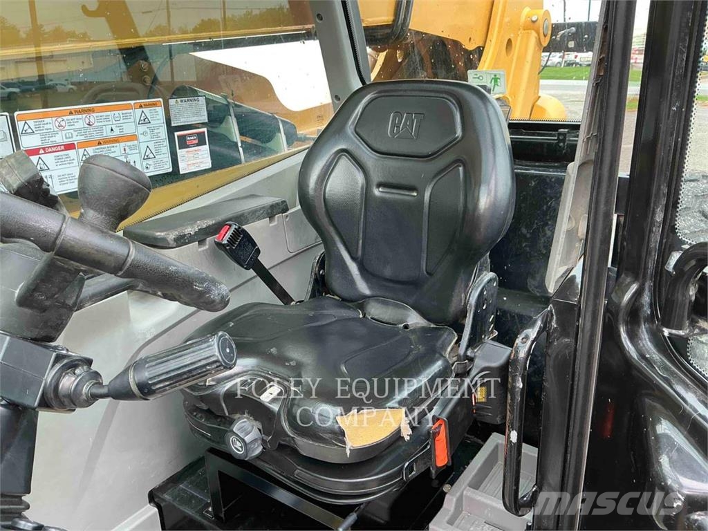 CAT TL1055D مناولات متداخلة