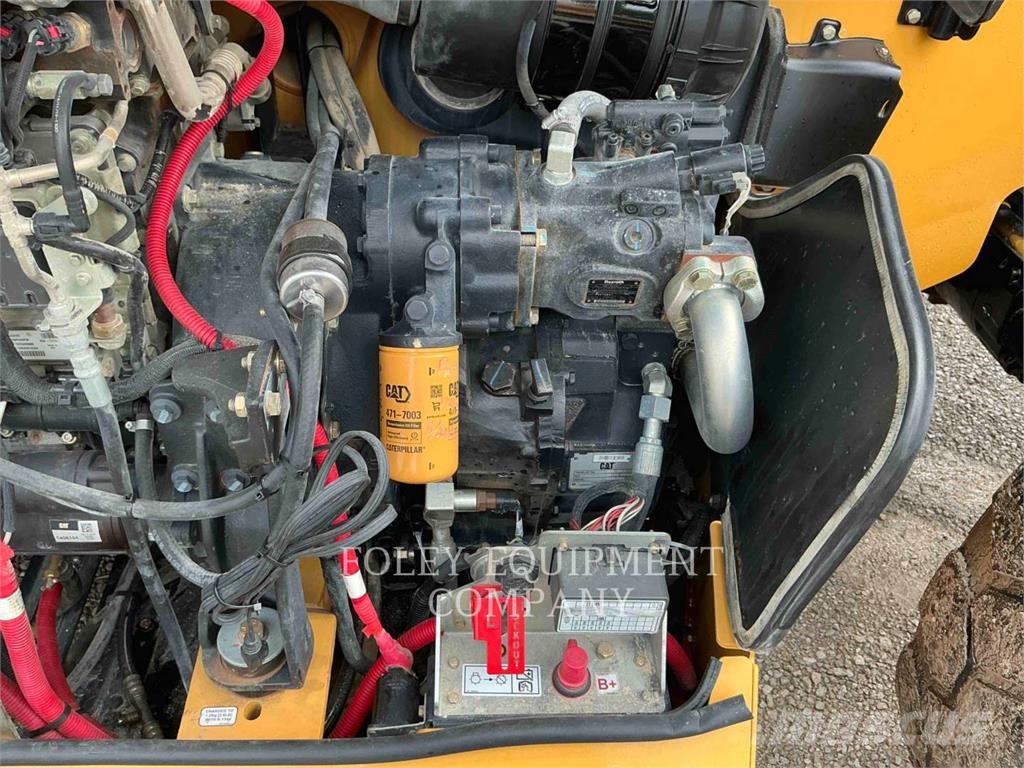CAT TL1055D مناولات متداخلة