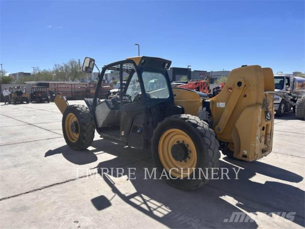 CAT TL1055D Telescopic handlers