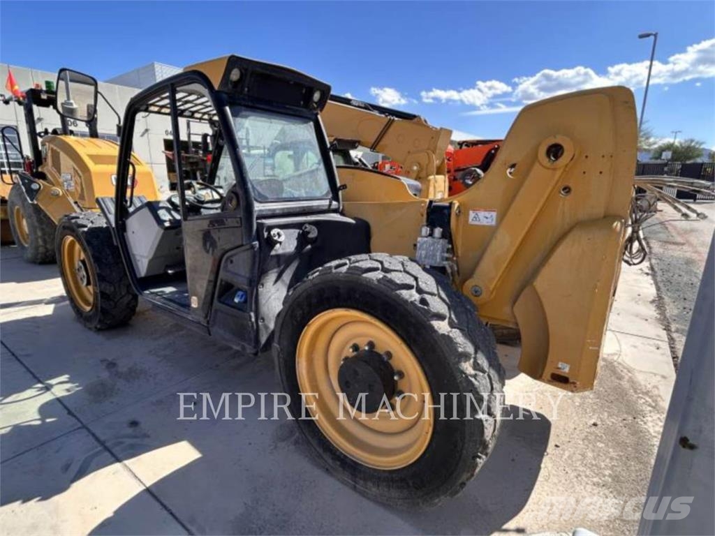 CAT TL1055D Telescopic handlers