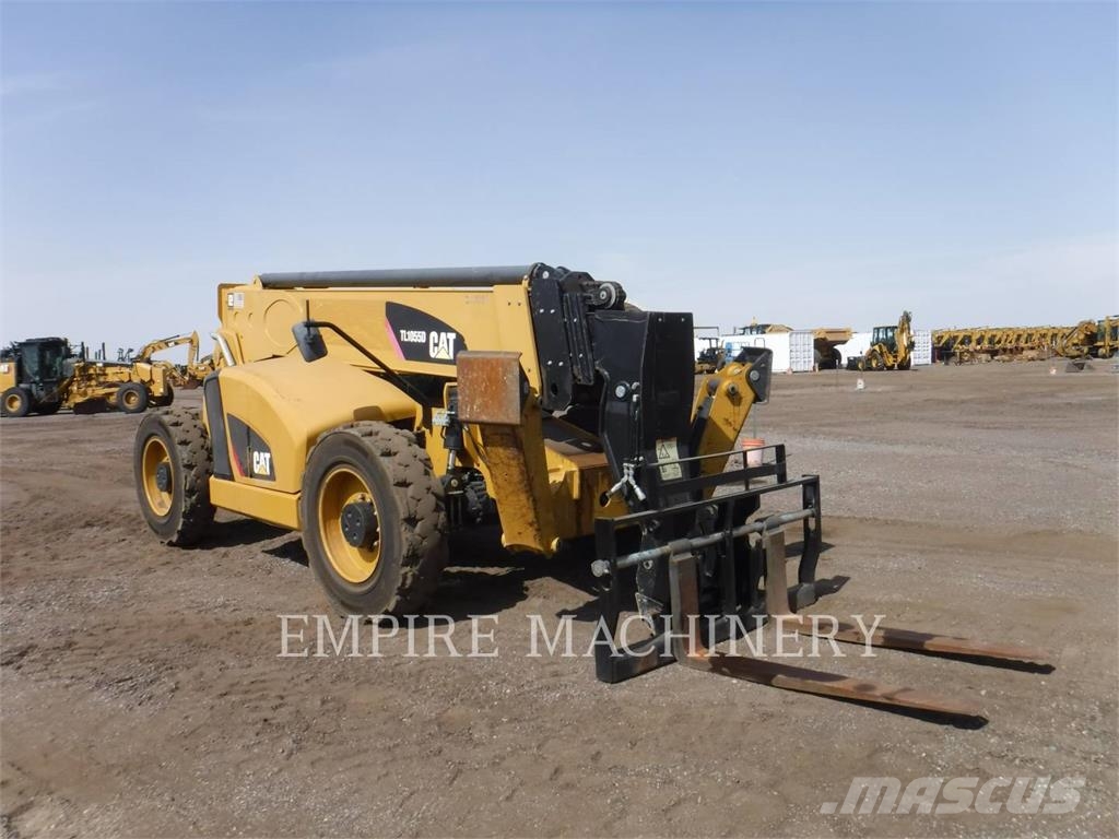 CAT TL1055D 텔러 핸들러