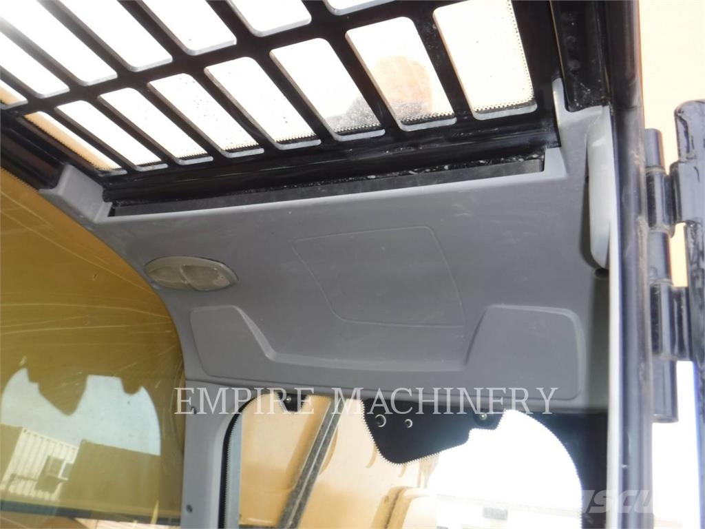 CAT TL1055D 텔러 핸들러