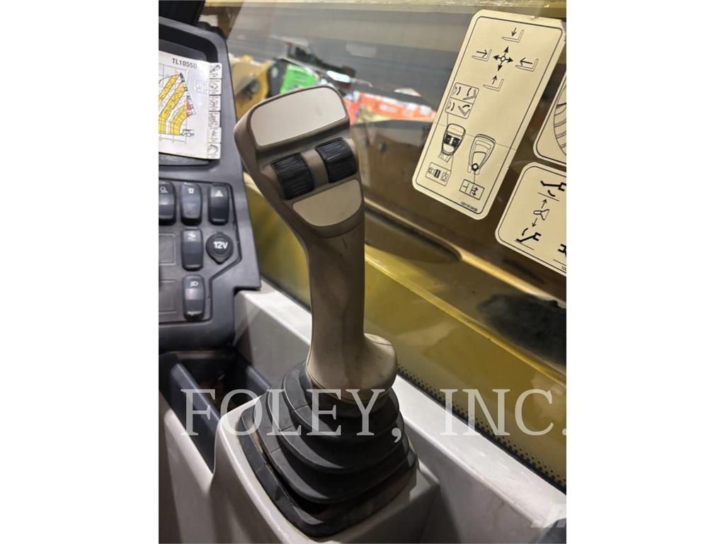 CAT TL1055D مناولات متداخلة