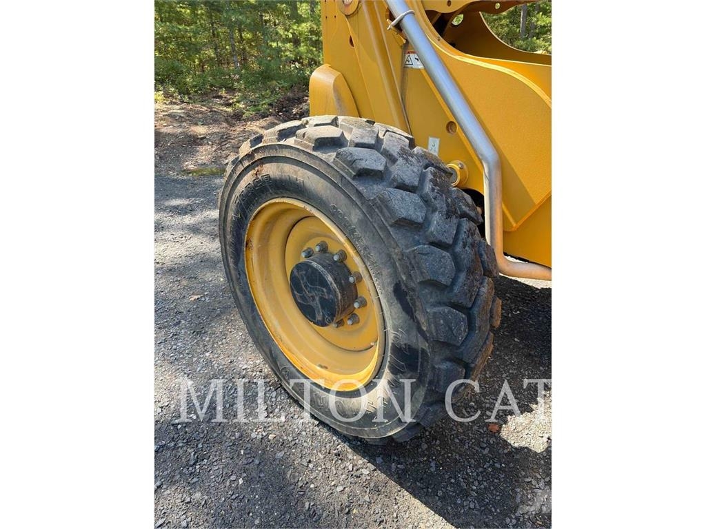 CAT TL1055D Telescopic handlers