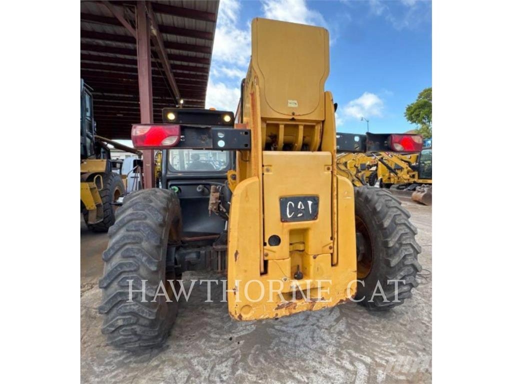 CAT TL1055D Teleskopické manipulátory