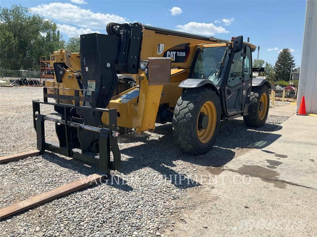 CAT TL1255D Τηλεσκοπικοί ανυψωτές