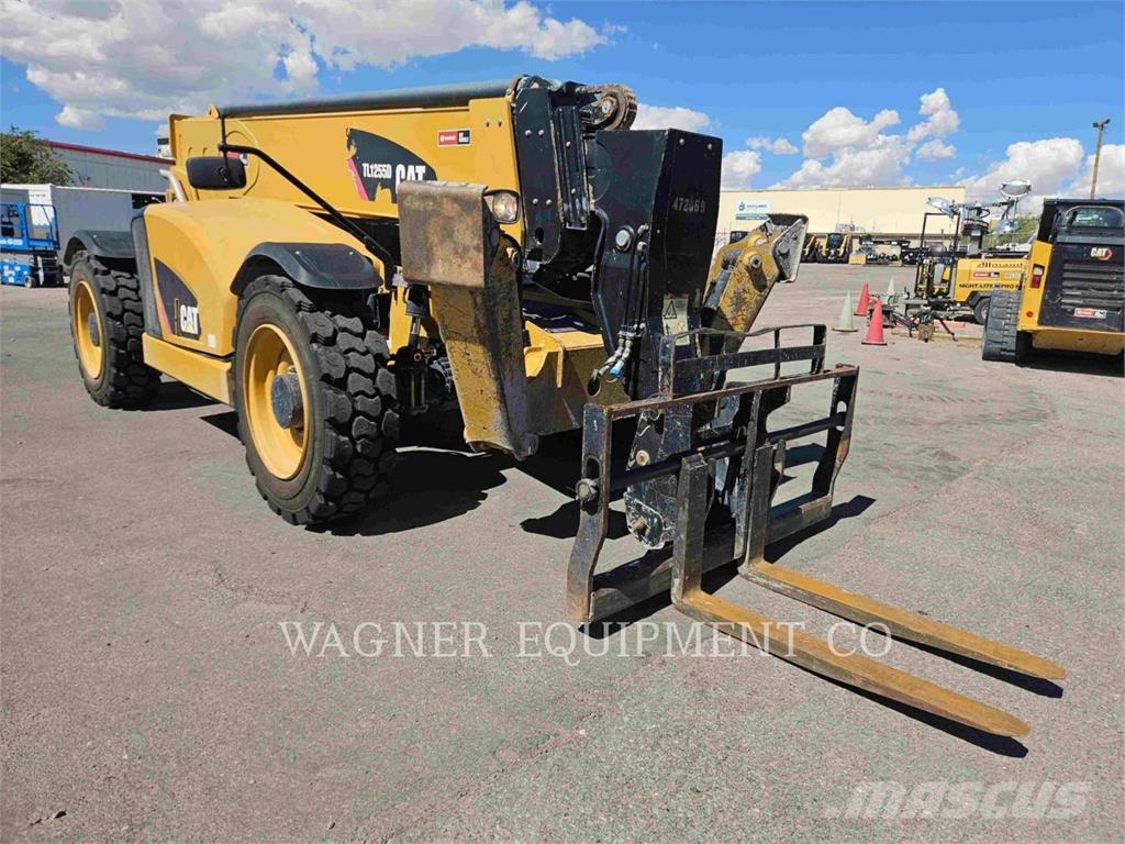 CAT TL1255D Teleskopski viličarji