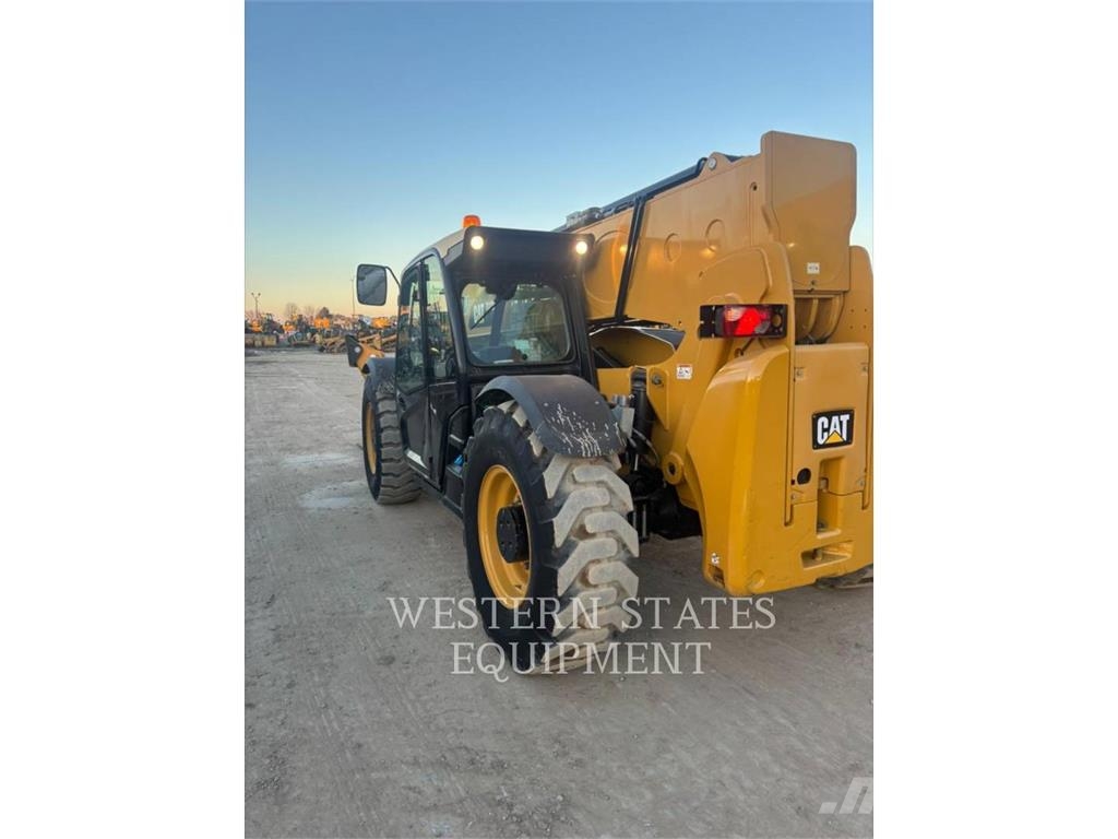 CAT TL1255D Teleskopické manipulátory