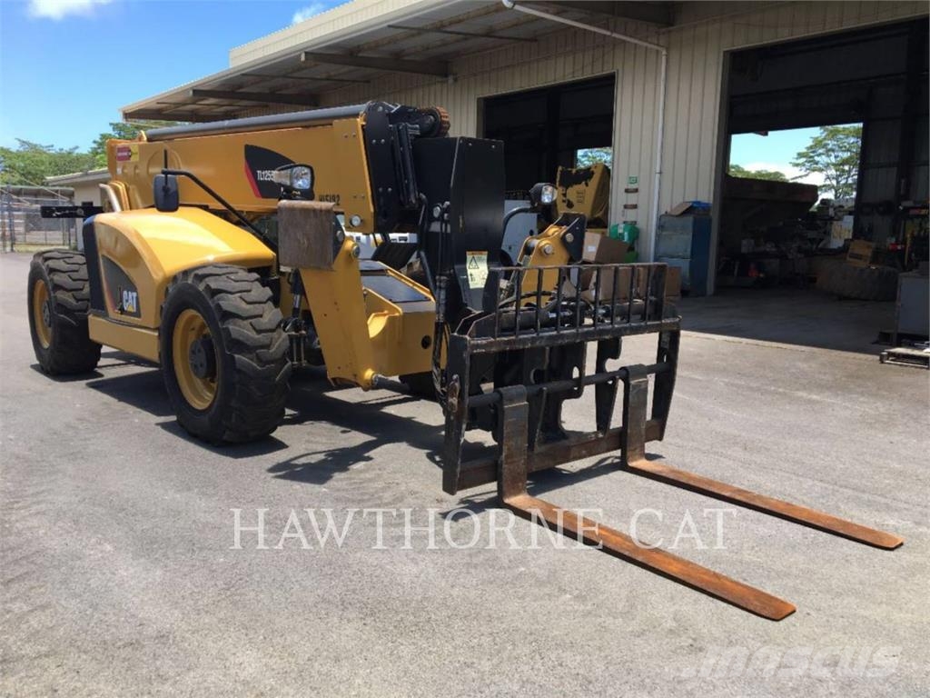 CAT TL1255D Telescopic handlers