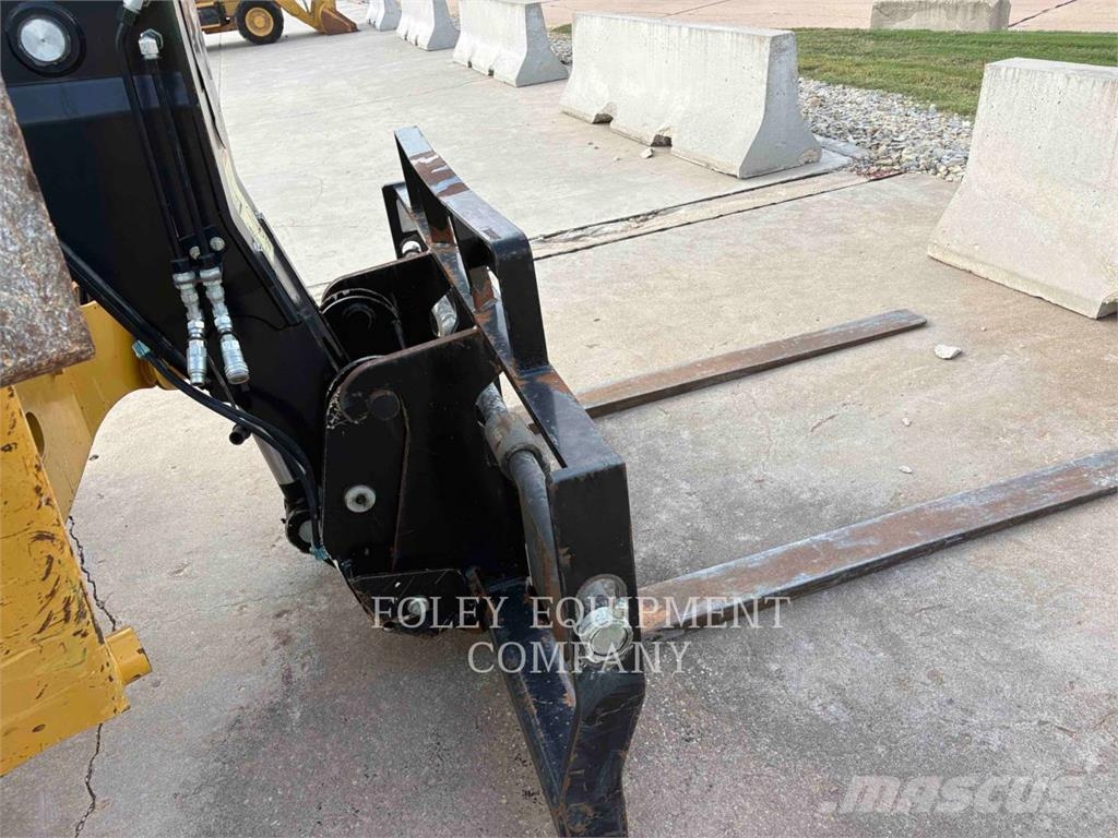 CAT TL1255D Teleszkópos rakodók