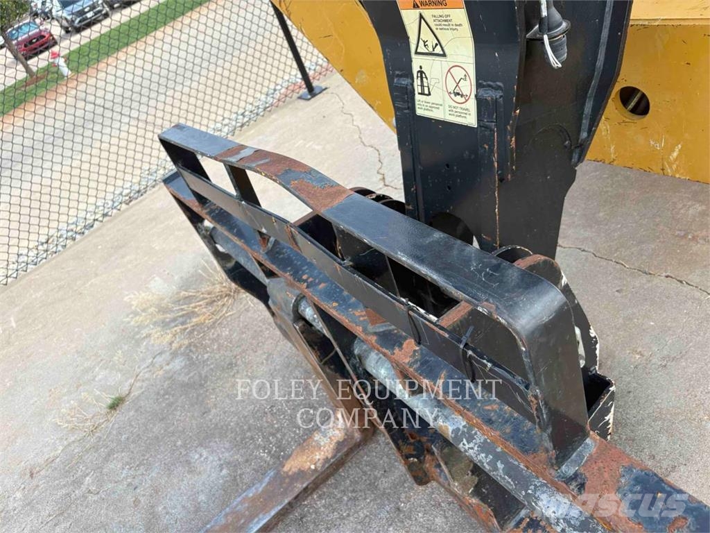 CAT TL1255D Teleszkópos rakodók