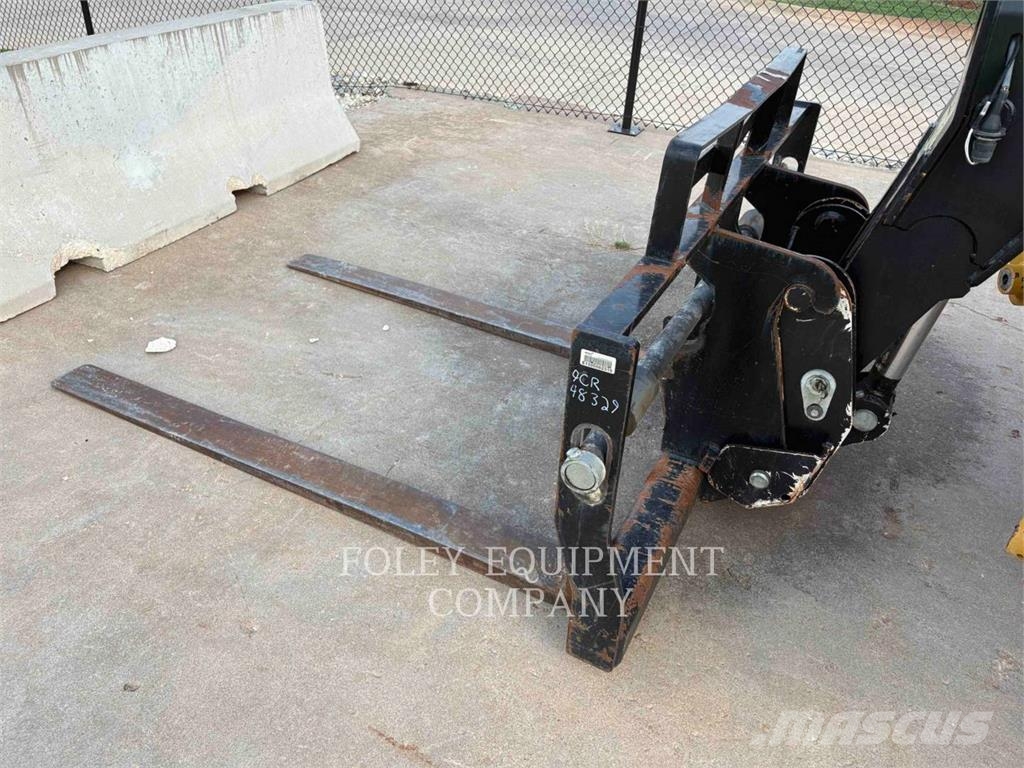 CAT TL1255D Teleszkópos rakodók