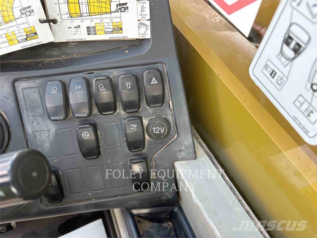 CAT TL1255D Teleszkópos rakodók