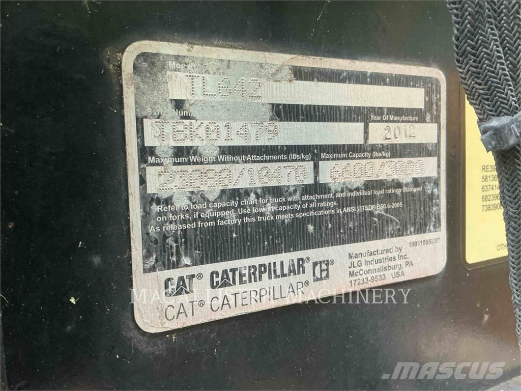 CAT TL642 Teleskopski viličarji