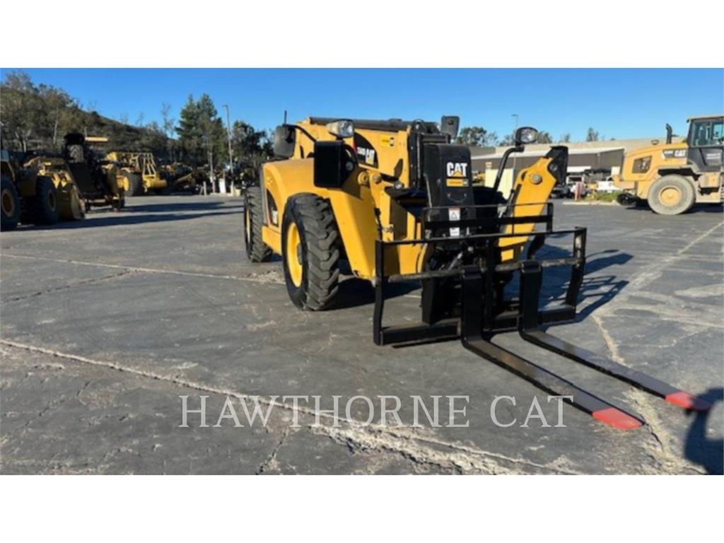 CAT TL642D Телескопические погрузчики