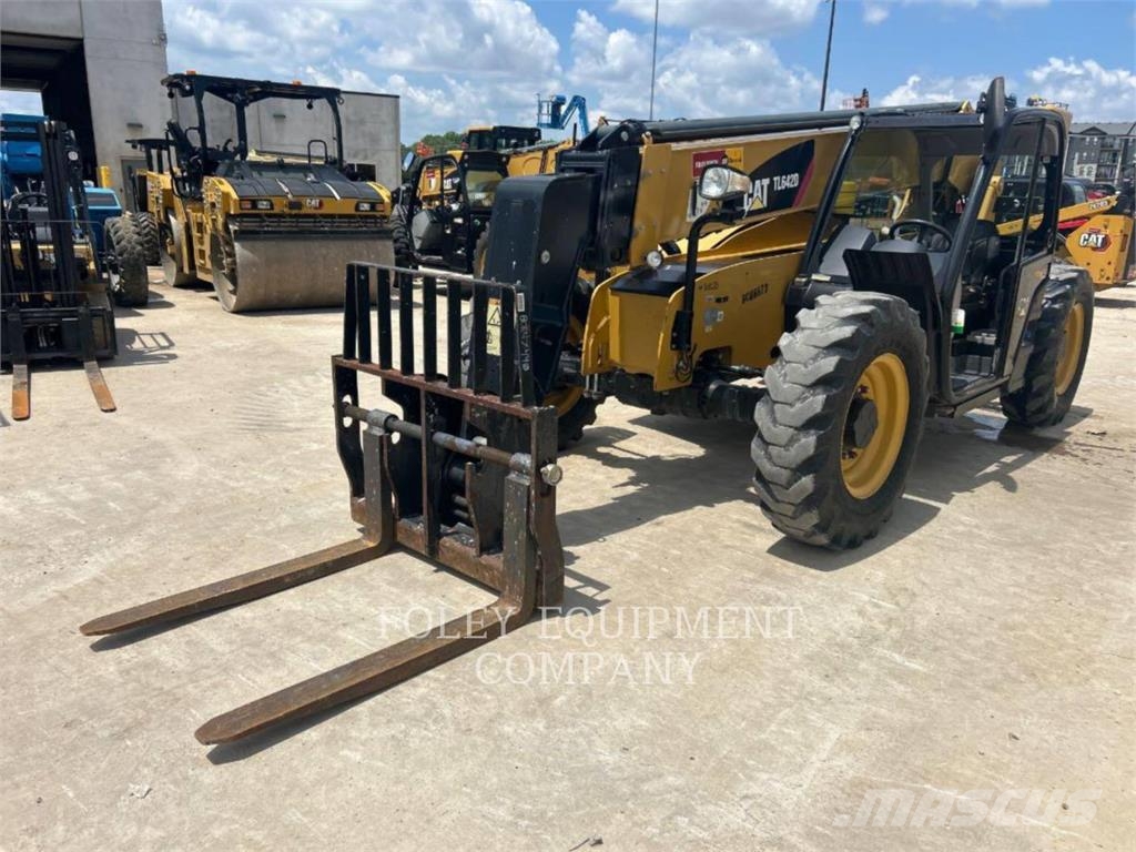 CAT TL642DO مناولات متداخلة