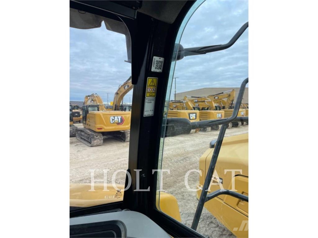 CAT W00 730 Automobilinės cisternos