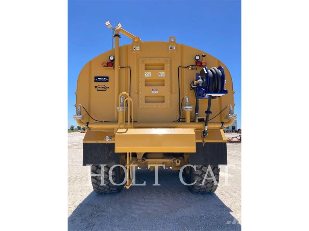 CAT W00 740GC Вантажівки-цистерни