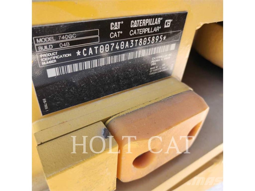 CAT W00 740GC Цистерна