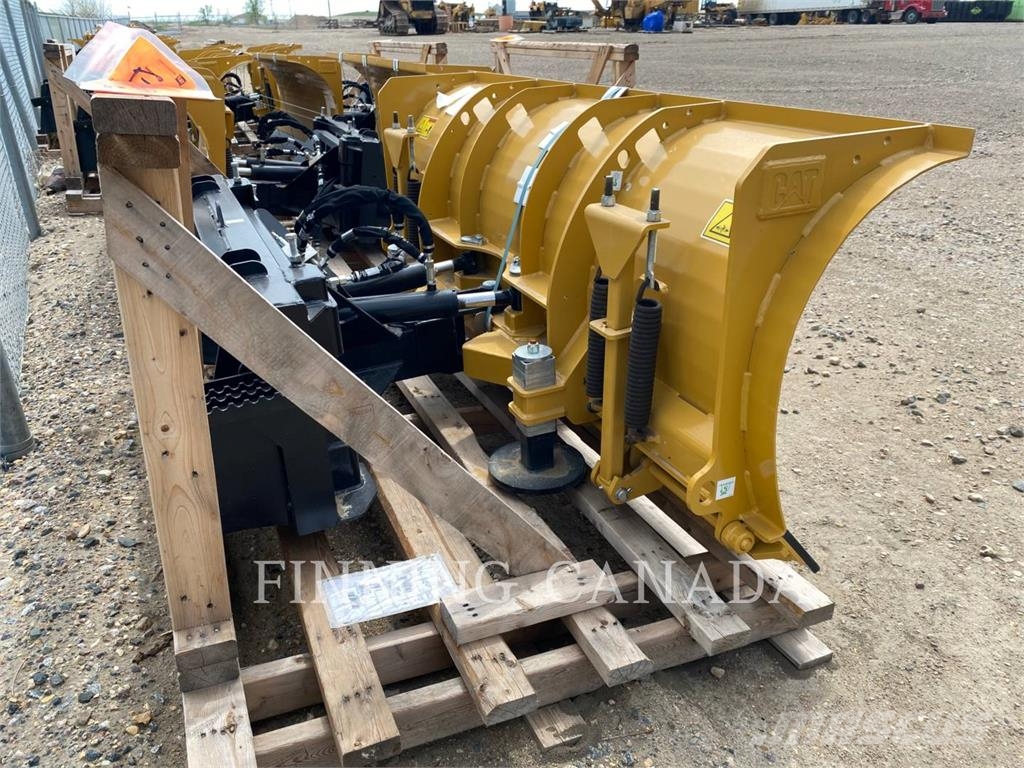 CAT WORK TOOLS (SERIALIZED) 236 Снегоуборщики