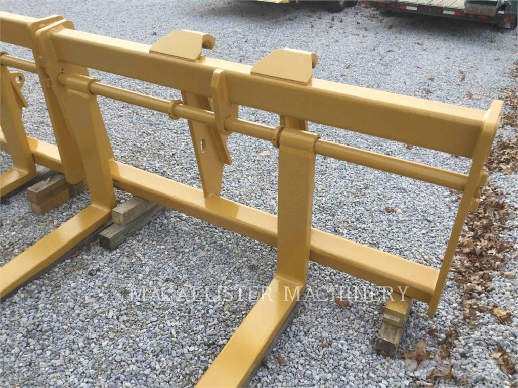 CAT WORK TOOLS (SERIALIZED) 938 HQCFRK Vilice