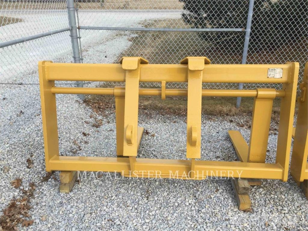 CAT WORK TOOLS (SERIALIZED) 938 HQCFRK Vilice