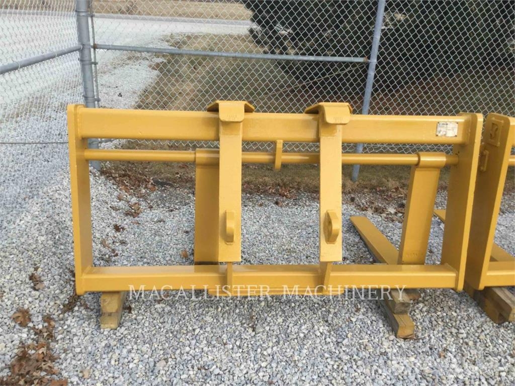 CAT WORK TOOLS (SERIALIZED) 938 HQCFRK Vilice