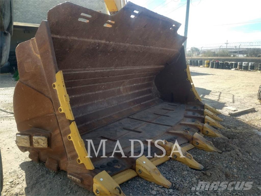 CAT WORK TOOLS (SERIALIZED) BUCKET Kovalar