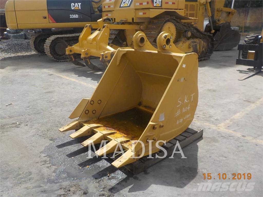 CAT WORK TOOLS (SERIALIZED) EXC_BUCKET_44 INCH Kovalar
