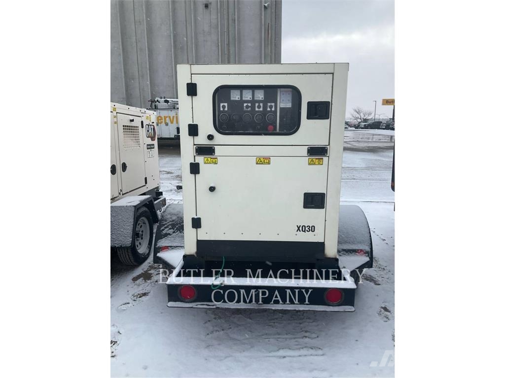 CAT XQ 30 Andere Generatoren