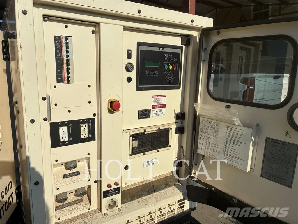 CAT XQ 35 Ipari motorok