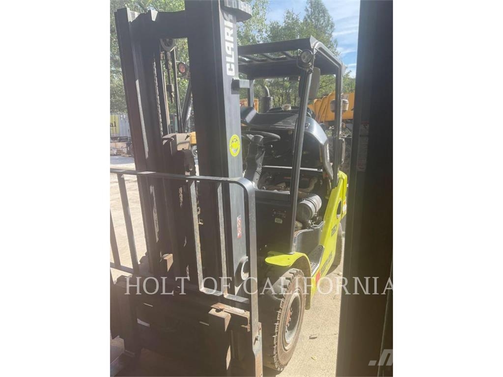 Clark S25D Diesel forklifts
